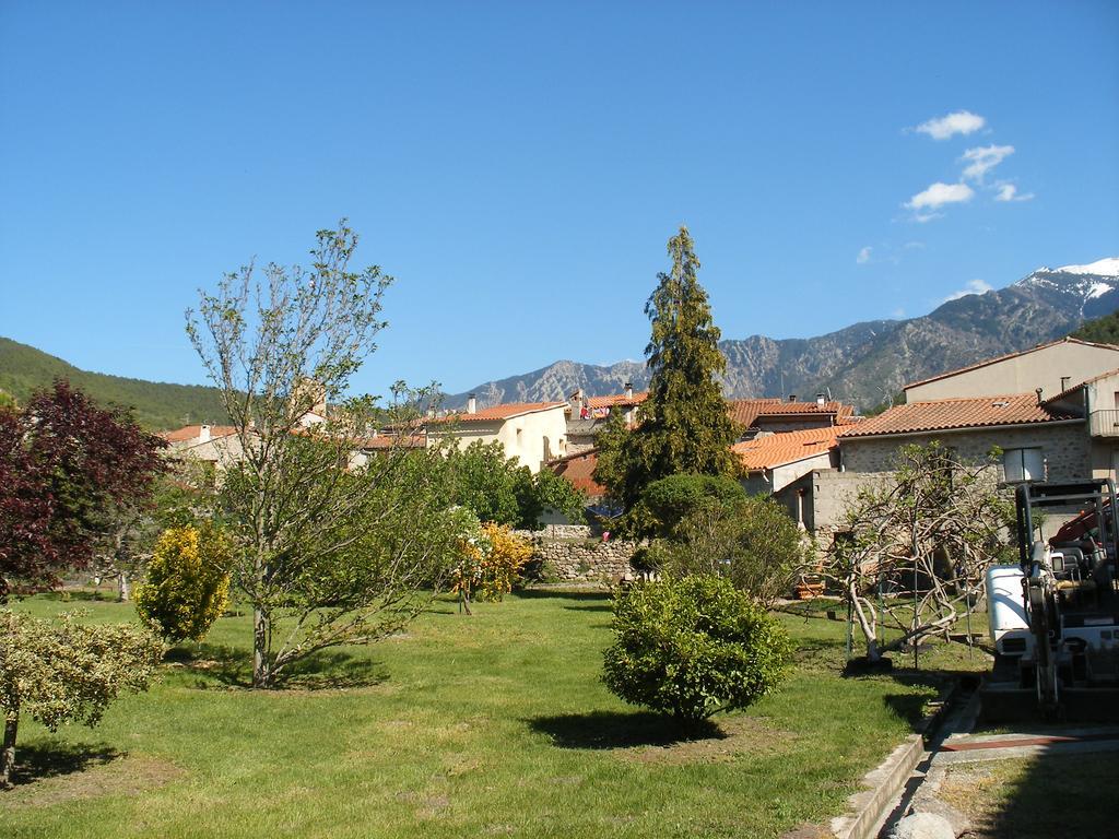 Corneilla-de-Conflent Petite Maison De Village מראה חיצוני תמונה