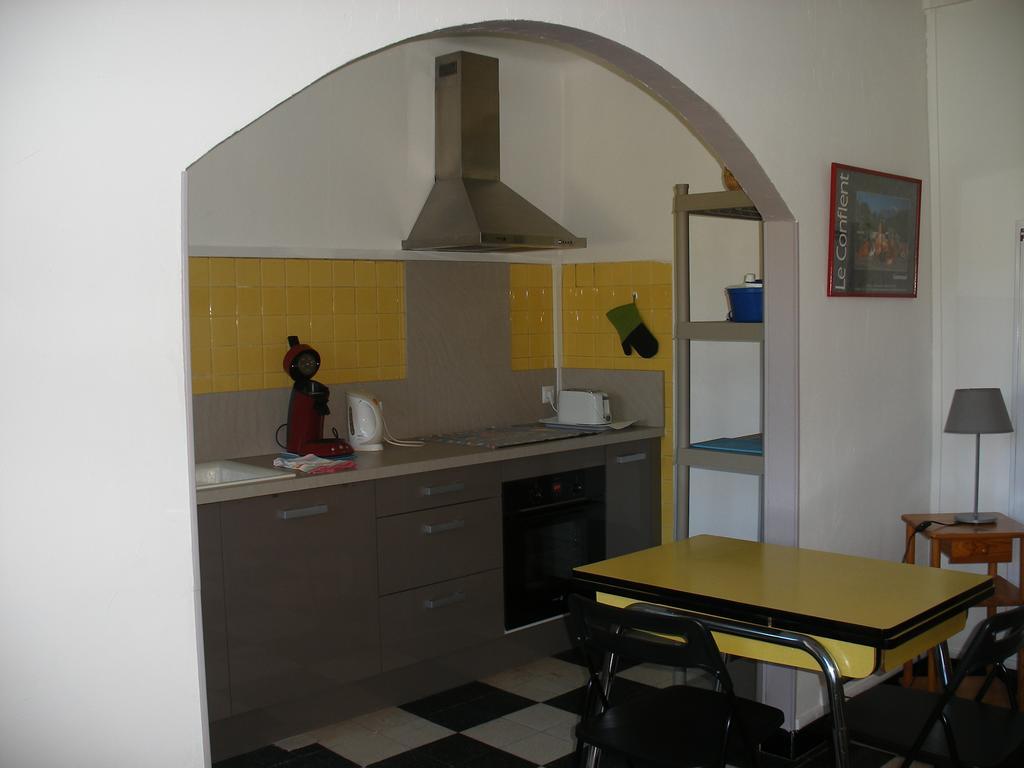 Corneilla-de-Conflent Petite Maison De Village מראה חיצוני תמונה