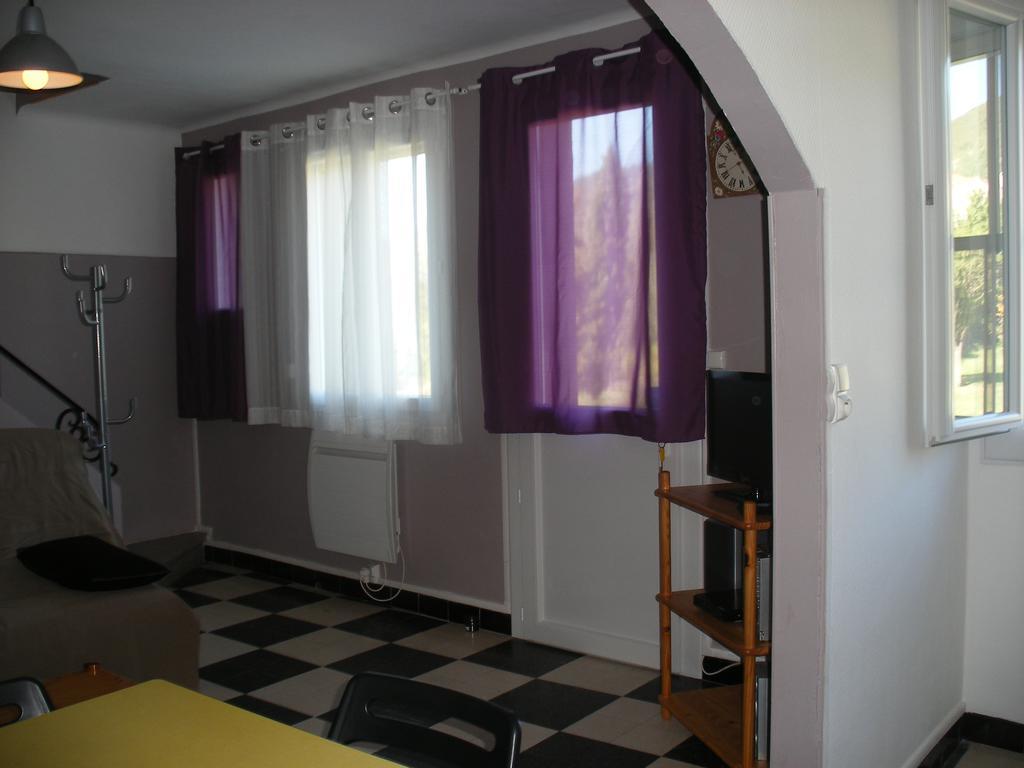 Corneilla-de-Conflent Petite Maison De Village מראה חיצוני תמונה
